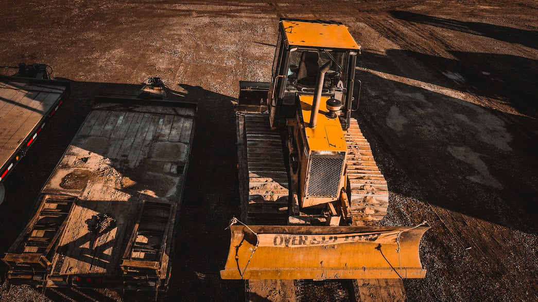 Above trailers with heavy equipment